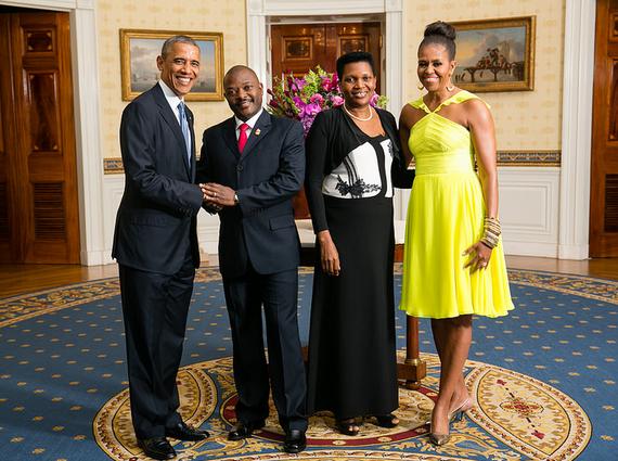 Le Président Barack Obama, le Président Pierre Nkurunziza, son épouse Mme Denise Bucumi et la First Lady Michelle